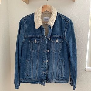 sherpa collar light worn denim jacket